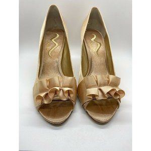 Nina Womens Fulvia Classic Pump Shoes Gold